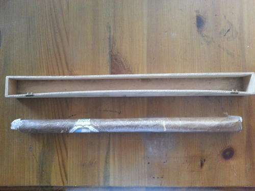 Rare and Sealed 45cm Flor De Canarias Recuerdo Cuban Cigar!