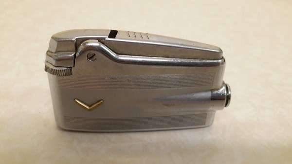 1959 Vintage Ronson Varaflame Lighter for the Collector