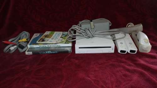 Nintendo Wii Console and games
