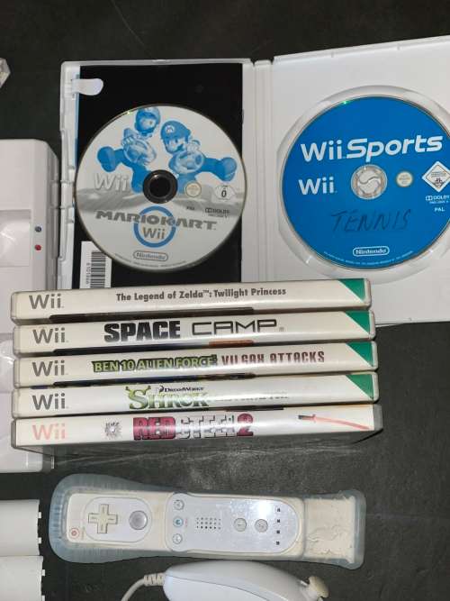 Nintendo Wii Bundle