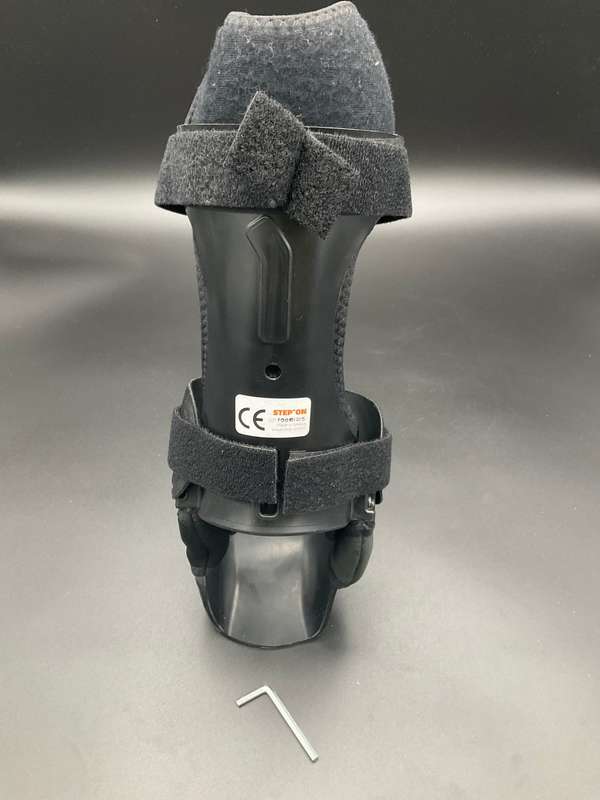 The STEP-ON AFO 100 MH ankle-foot-orthoses (Left Side only, Medium)