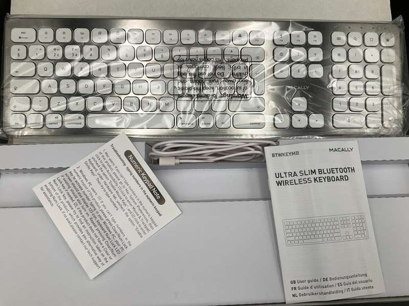 Macally Premium Wireless Bluetooth Keyboard for iMac, MacBook, Mac Pro