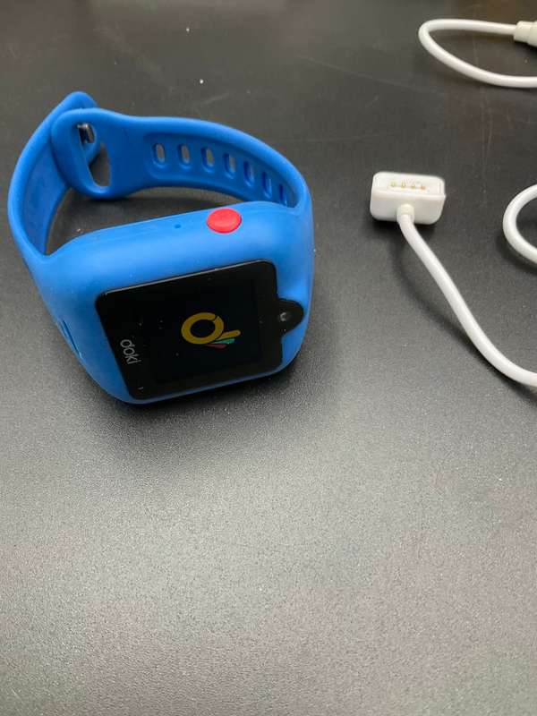 DokiWatch  worlds most advanced 3G smart watch for kids(Opened Box)