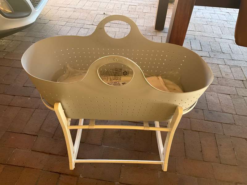 New! Tommee Tippee Sleepee Basket & Stand  Classic Grey (No Box)