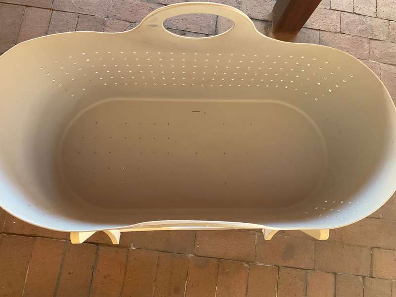 New! Tommee Tippee Sleepee Basket & Stand  Classic Grey (No Box)