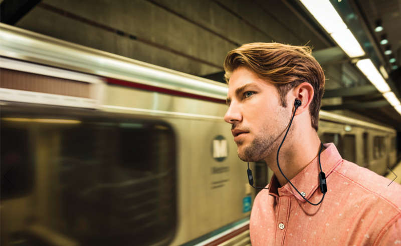 JBL TUNE 110BT IN EAR BLUETOOTH HEADPHONE. PLS READ!