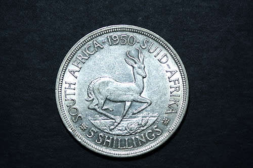 Crazy R1.00 Start - 1950 `RARE COIN` HIGHER CAT VALUE next to 1959 Five Shillings #71