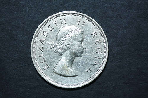 Crazy R1.00 Start - 1953 `Exceedingly Rare` Five Shillings #8