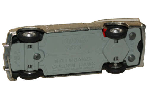 Corgi Toys 211S Studebaker Golden Hawk - original condition!
