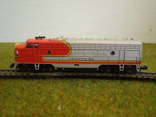 N Scale Diesel loco