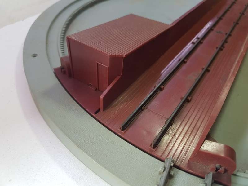 HO Tri-ang turntable