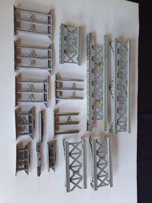 HO Lima bridge scrapyard