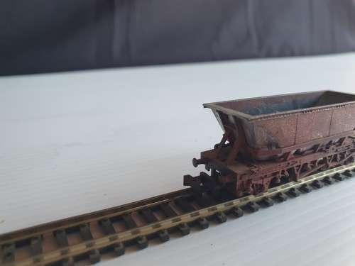 n Scale coal/ore wagon