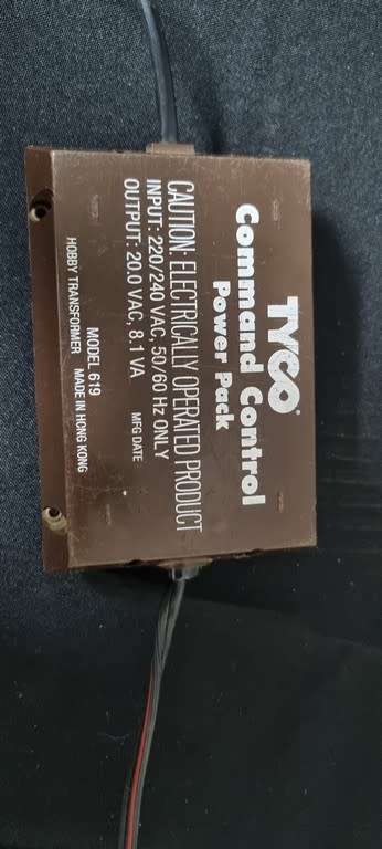 TYCO POWER PACK for HO or N scale