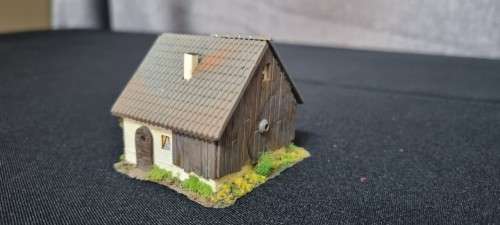 N Scale house