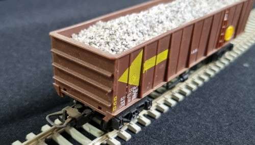 Lima HO SAR 309041 open wagon with gravel load