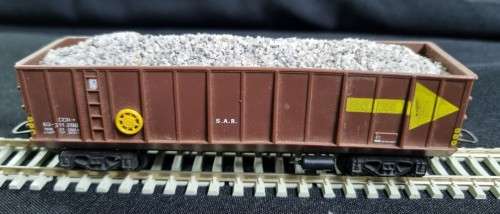 Lima HO SAR 309041 open wagon with gravel load