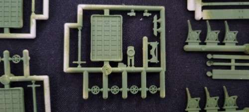HO scenery pieces (park benches?)