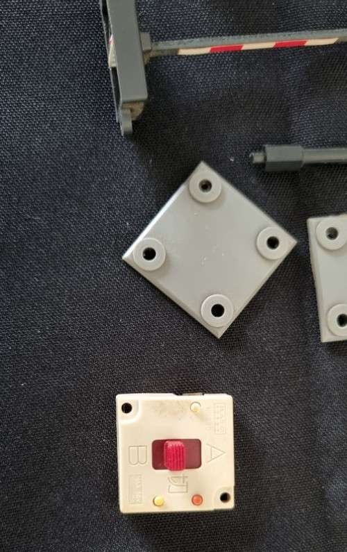 HO electric signals and switch
