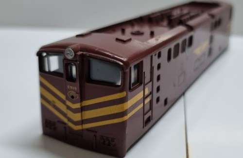 HO Lima SAR 5E brown body only