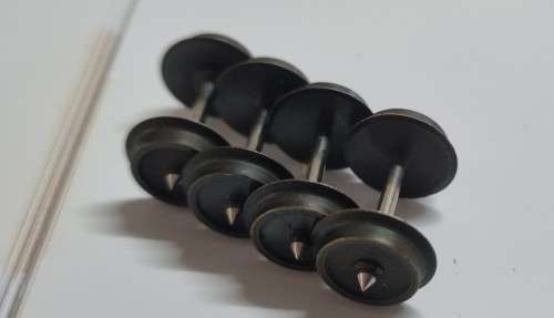 HO Lima metal wheelsets (1)