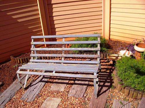 Very vintage garden bench, need TLC