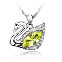 SWAROVSKI ELEMENTS CRYSTAL SWAN PENDANT & NECKLACE