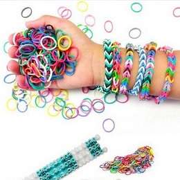 Rainbow Loom Kit With 600 Mixed Colored Rubber Bands