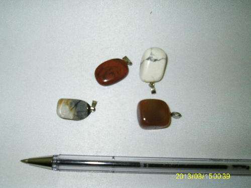 Mixed Lot of 4 semi-precious gemstone pendants