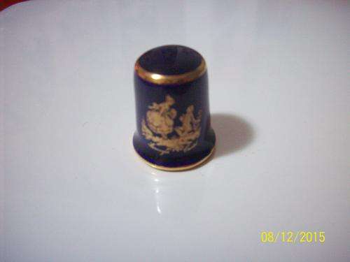 Limoges Castel France Cobalt Blue Porcelain & Gold Thimble Courting Couple