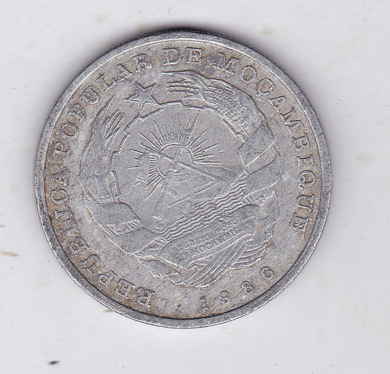 MOZAMBIQUE 50 METICALS 1986