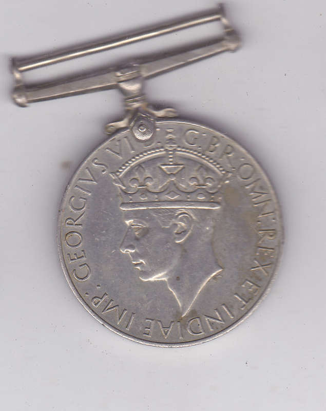WWII 1939-1945 WAR MEDAL