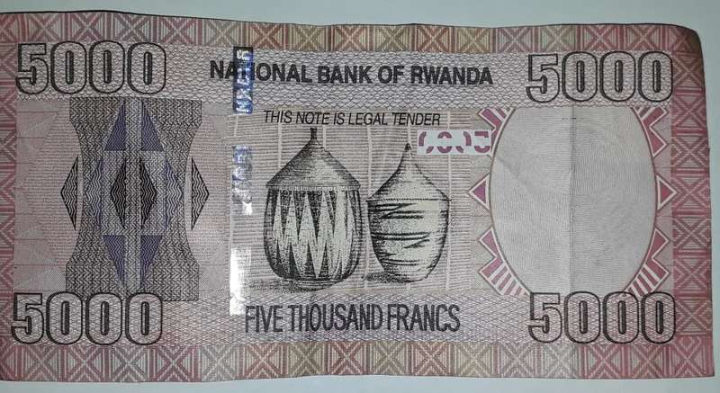 RWANDA 5000 FRANCS 2014 GORILLA FV=R76.6528