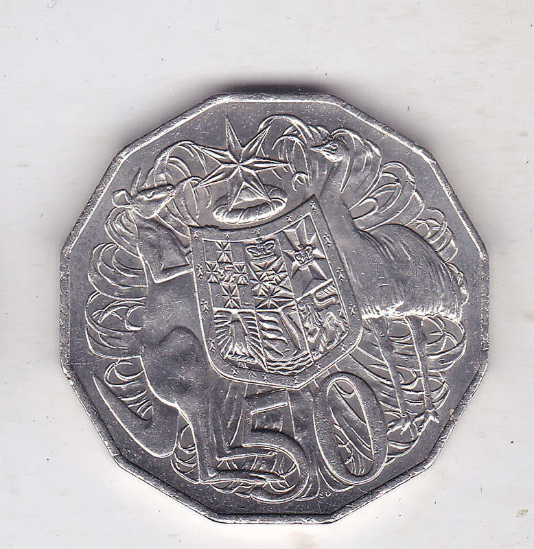 AUSTRALIA 50 CENTS ELIZABETH II FIFTY YEARS HIGH GRADE 2016