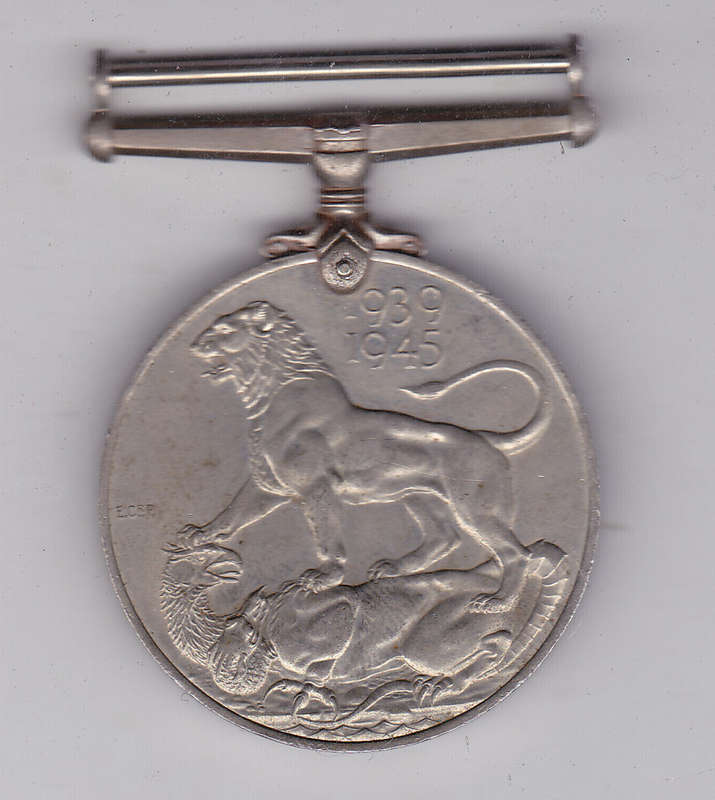 WWII 1939-1945 WAR MEDAL FULL SIZE UNNAMED HIGH GRADE