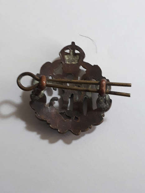 WWI RFC CAP BADGE