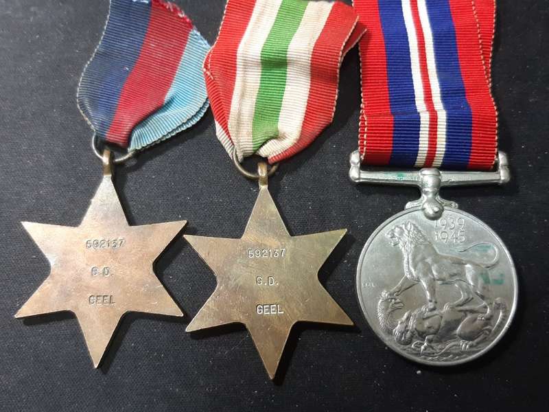 SOUTH AFRICA GROUP OF THREE - 592137 G.D. GEEL - F/S WITH RIBBONS