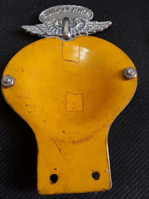VINTAGE ROYAL  AUTOMOBILE ASSOCIATION METAL CAR  BUMPER BADGE -