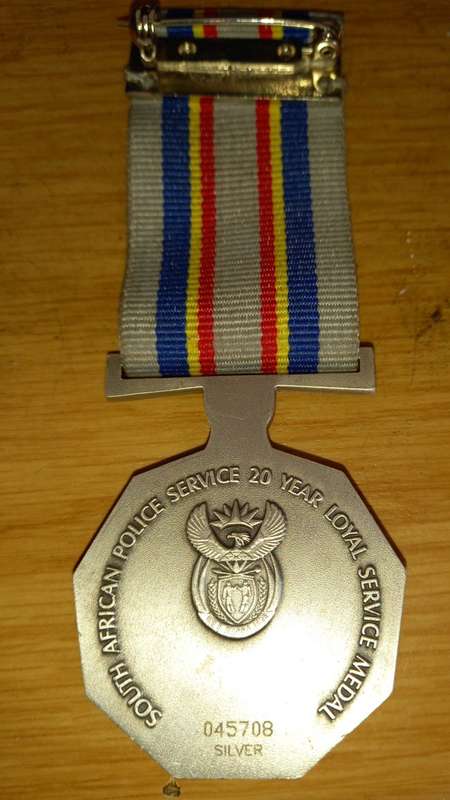 SOUTH AFRICA POLICE  SILVER 20 YEAR LOYAL SERVICE MEDAL- F/S WITH RIBBON