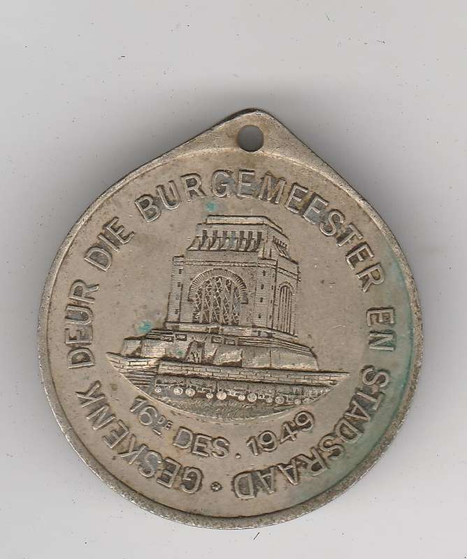 DINGAANS DAY 16TH DEC 1949 CITY OF JHB MEDALLION