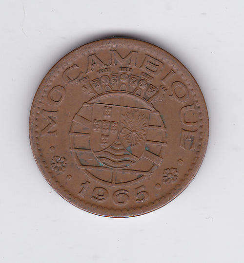 MOZAMBIQUE ONE ESCUDO 1965