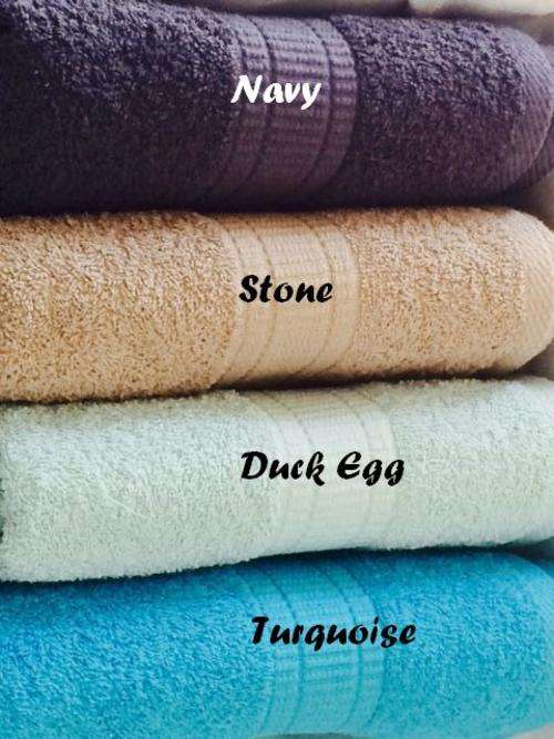 BATH TOWEL - AFFORDABLE QUALITY COLIBRI BATH TOWEL! R1 BID - DONT MISS OUT!!