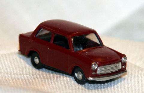 1/87 (HO scale ) car Trabant 600 - Maroon