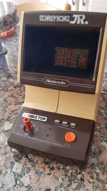 Game & Watch Nintendo Donkey Kong Jr. 1983 Vintage Game TableTop
