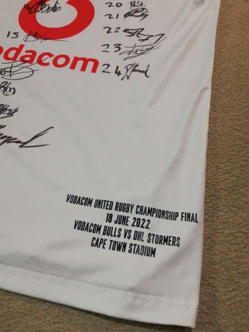 Bulls URC Final 2022 Signed Jersey no. 17!!