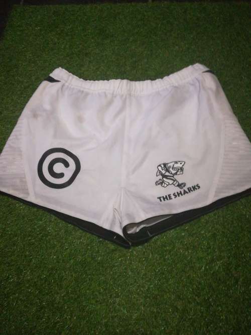 Sharks Players shorts Size L