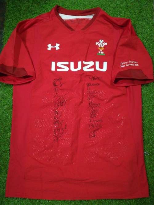 Wales Players issue Jersey 2018 signed Size XXXXL