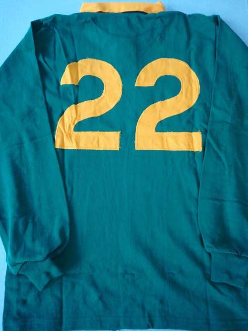 SA A jersey Size 42 no 22