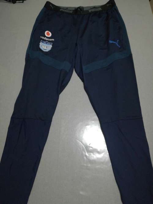 Bulls Players Trackpants Size L
