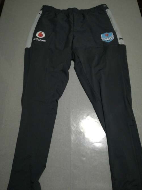 Bulls Players Trackpants Size XL